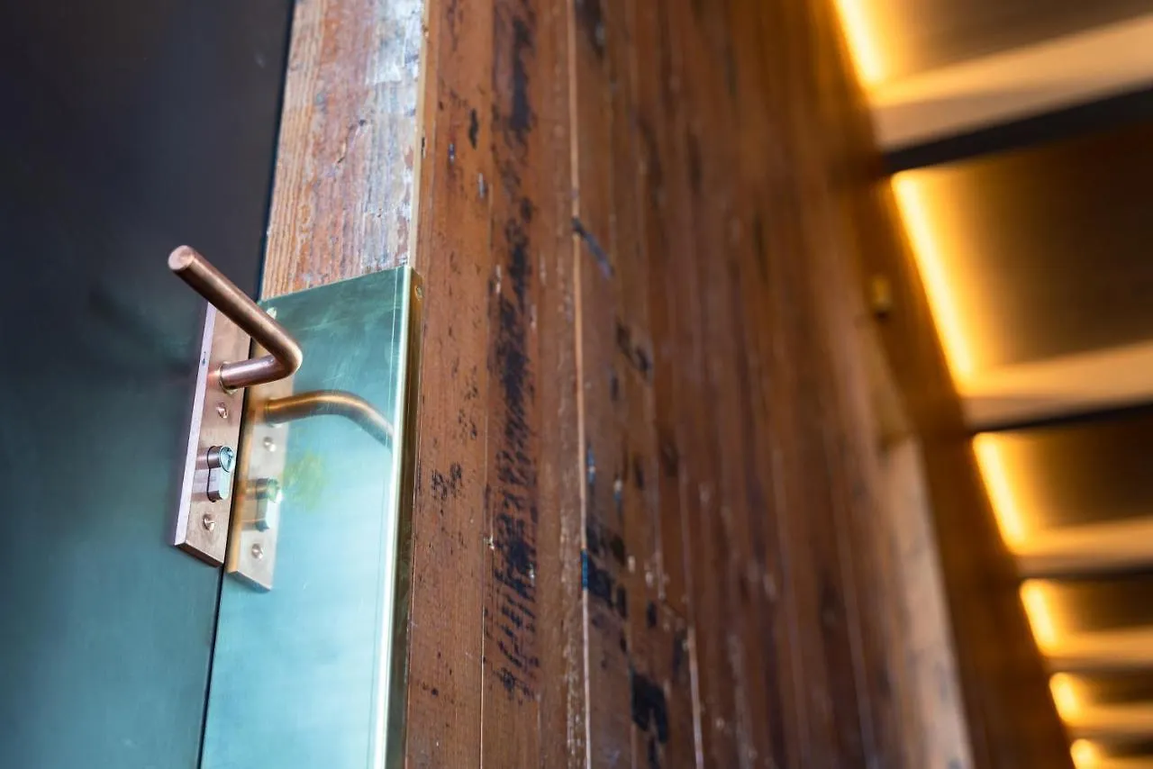 Hotel Piet Hein Eek Эйндховен